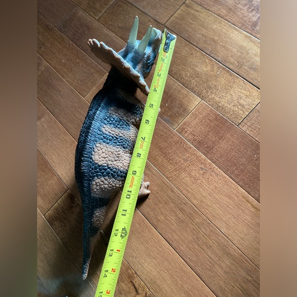 TRICERATOPS Dinosaurs REGINO, toy
2234 A - Picture 7 of 7